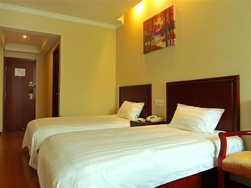 Greentree Inn Jiangsu Yangzhou Jiangdu Longcheng Road Express Hotel Bagian luar foto