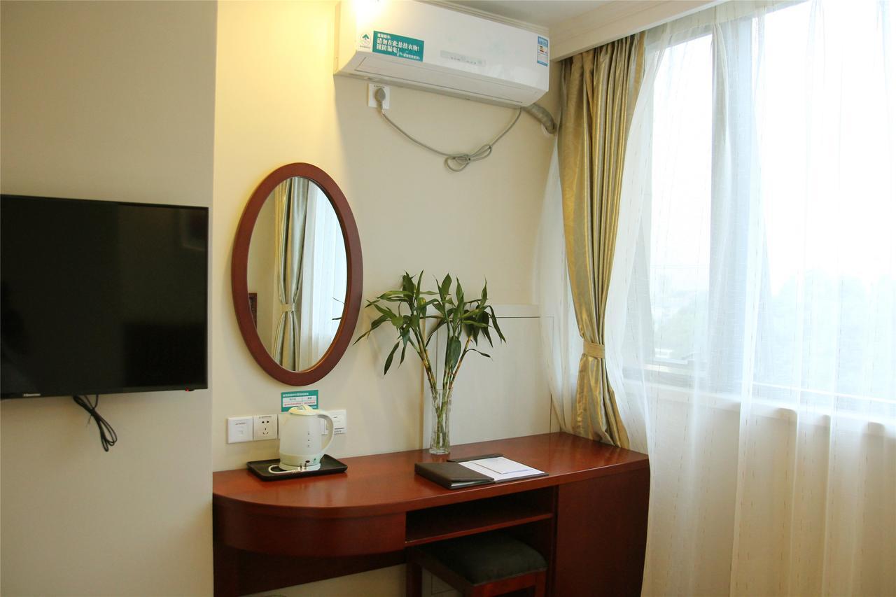 Greentree Inn Jiangsu Yangzhou Jiangdu Longcheng Road Express Hotel Bagian luar foto