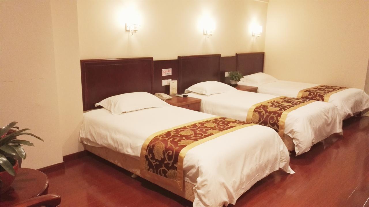 Greentree Inn Jiangsu Yangzhou Jiangdu Longcheng Road Express Hotel Bagian luar foto